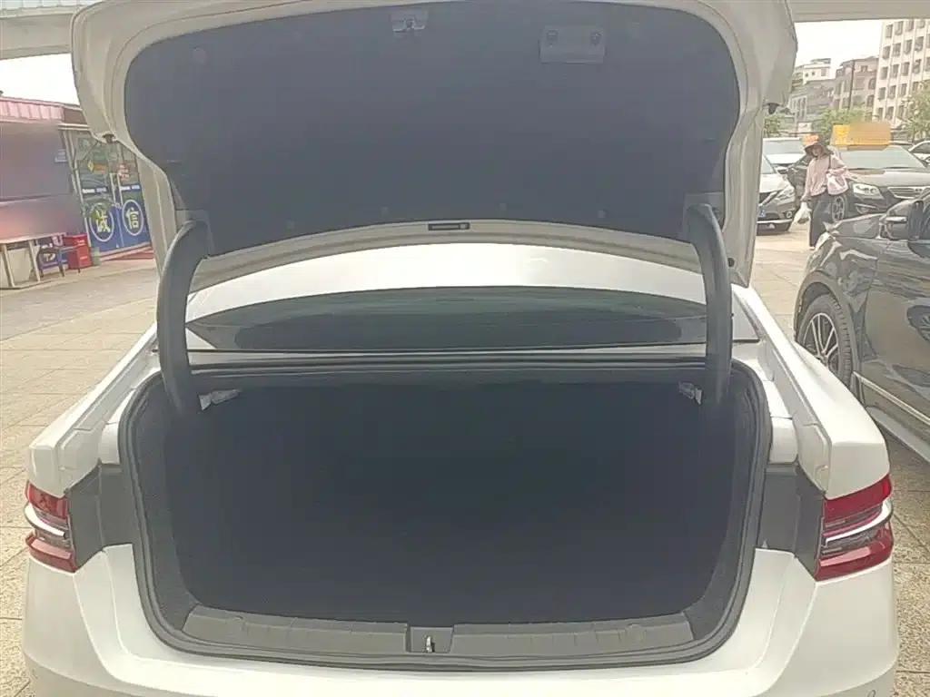 Qin Pro New Energy 2018 EV500 Intelligent Leading Edition — миниатюра 19