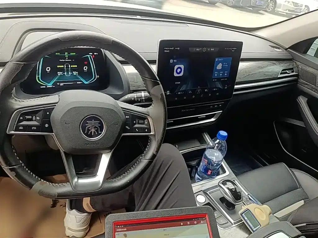 Qin Pro New Energy 2018 EV500 Intelligent Leading Edition — миниатюра 10