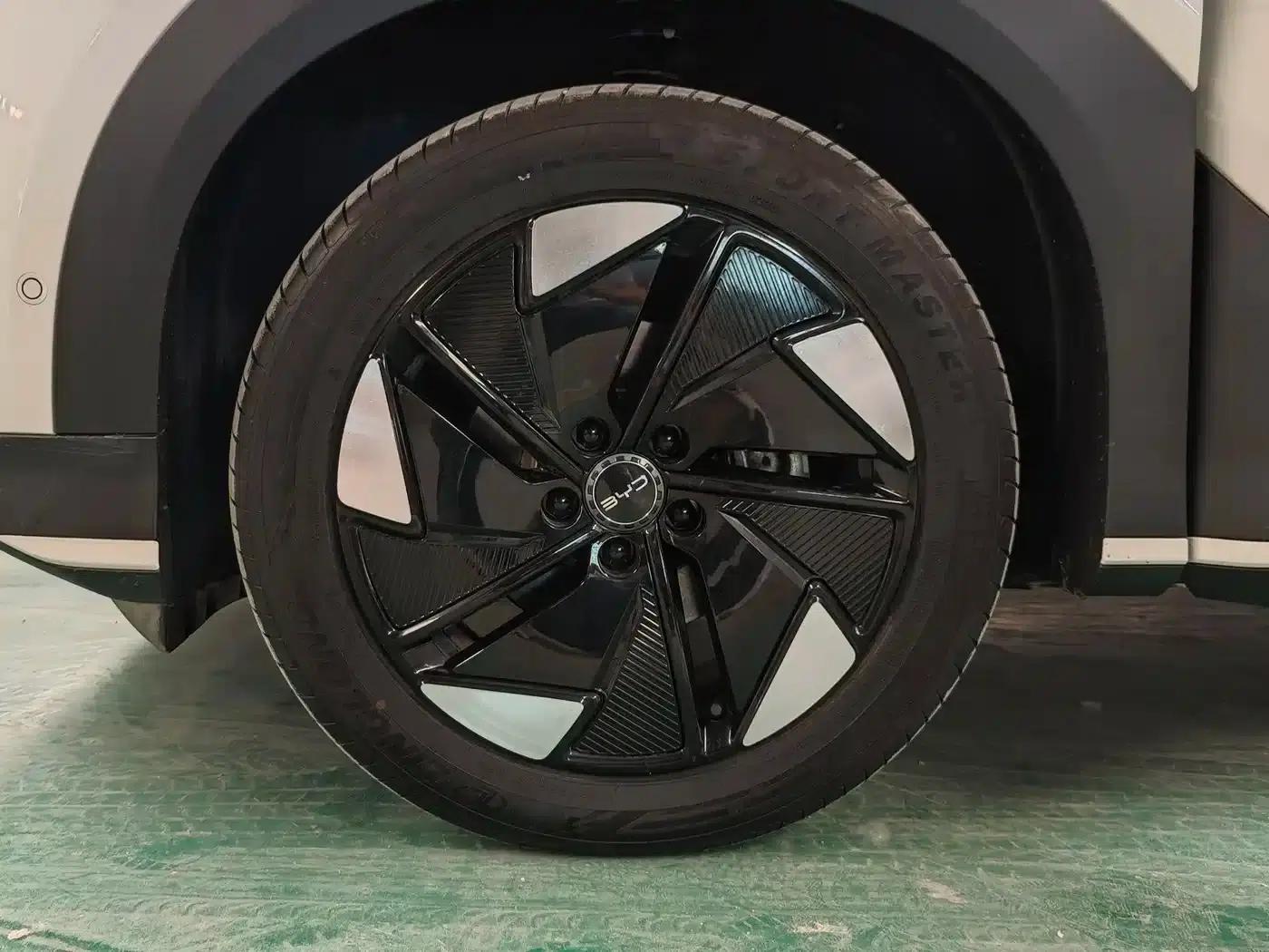 Hiace 05 EV 2025 520KM Flagship Intelligent Navigation Edition — миниатюра 16