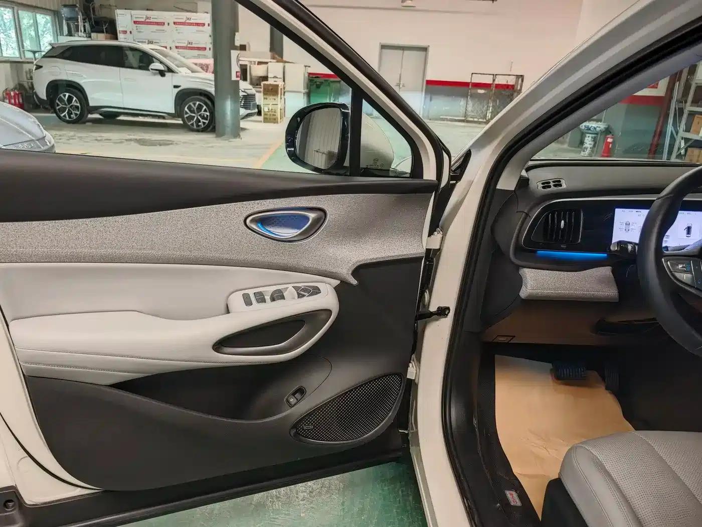 Hiace 05 EV 2025 520KM Flagship Intelligent Navigation Edition — миниатюра 4