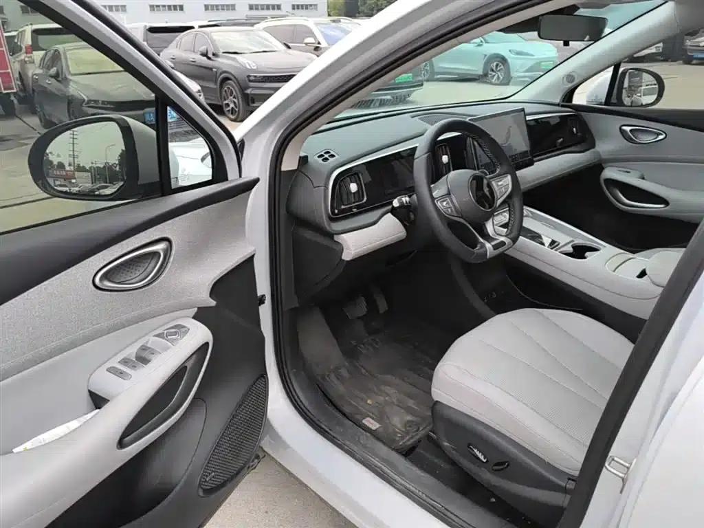 Hiace 05 EV 2025 520KM Smart Navigation Edition — миниатюра 16