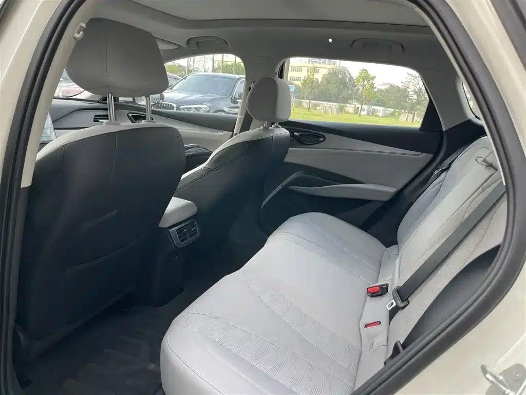 Seal 06 DM-i Touring Edition 2025 DM-i 150KM Flagship Model — миниатюра 9