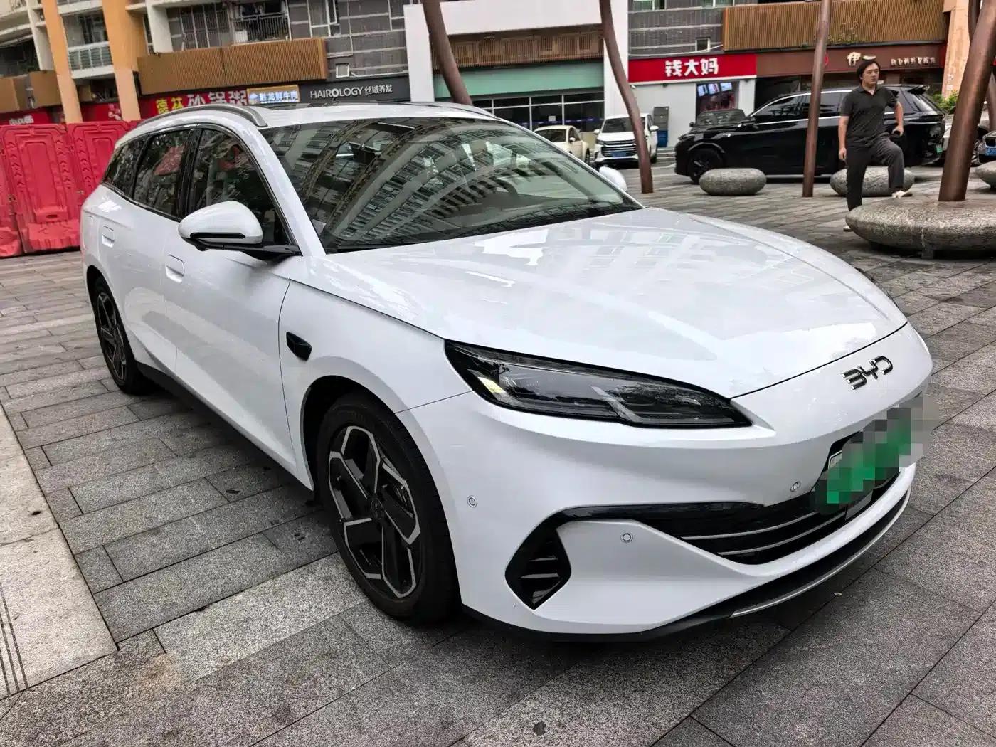 Seal 06 DM-i Touring Edition 2025 DM-i 150KM Flagship Model — миниатюра 2