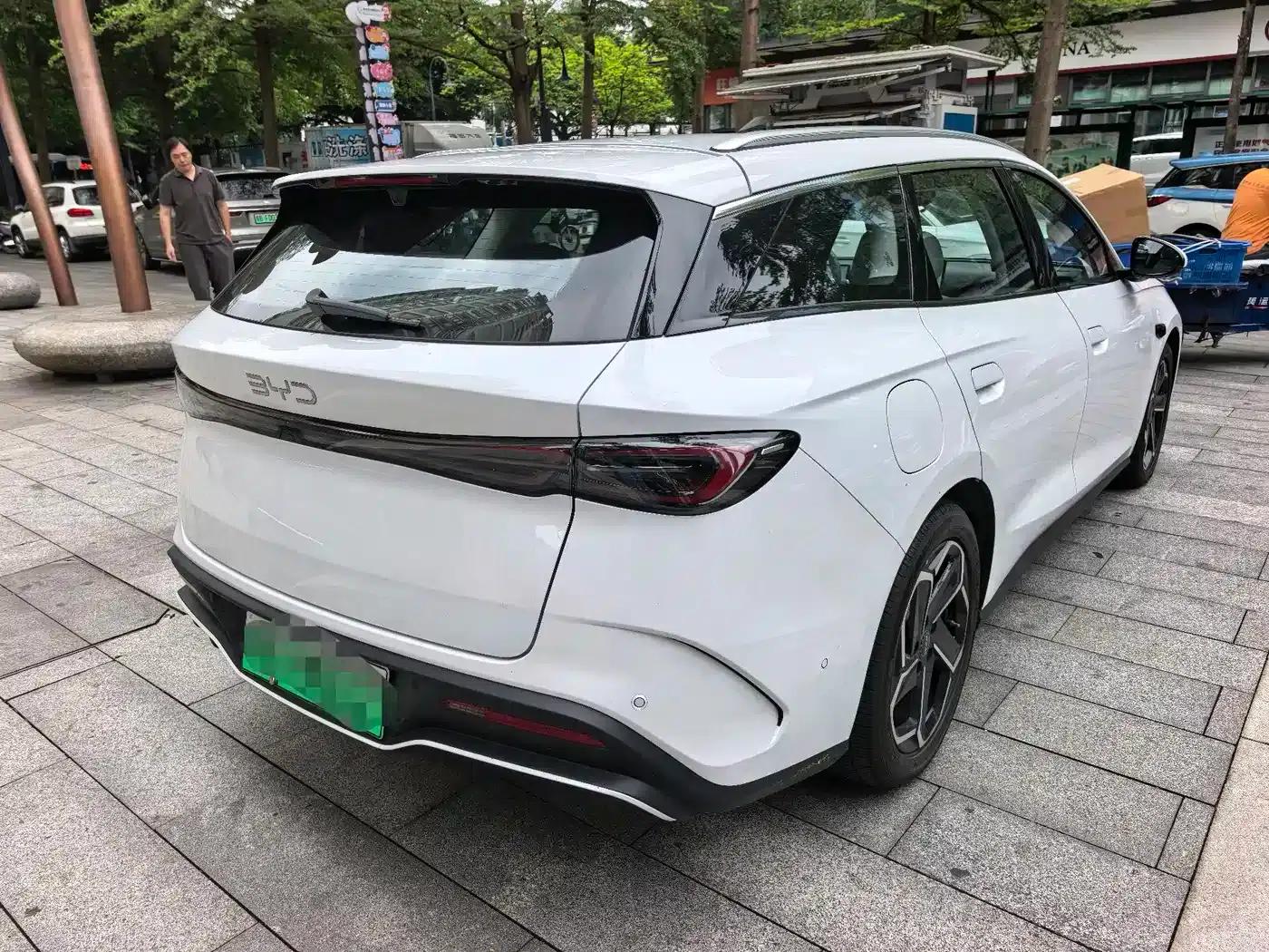 Seal 06 DM-i Touring Edition 2025 DM-i 150KM Flagship Model — миниатюра 3