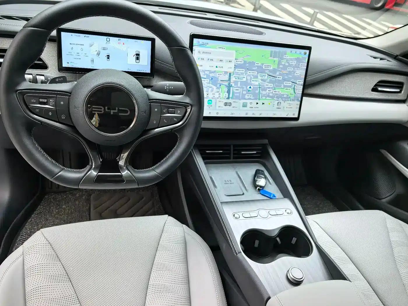 Seal 06 DM-i Touring Edition 2025 DM-i 150KM Flagship Model — миниатюра 9