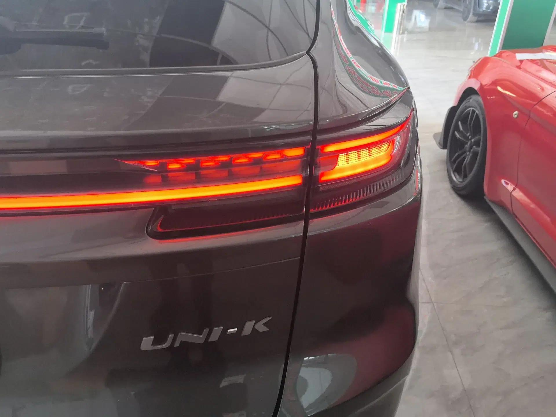 CHANGAN UNI-K 2021 2.0T Prestige Edition — миниатюра 8