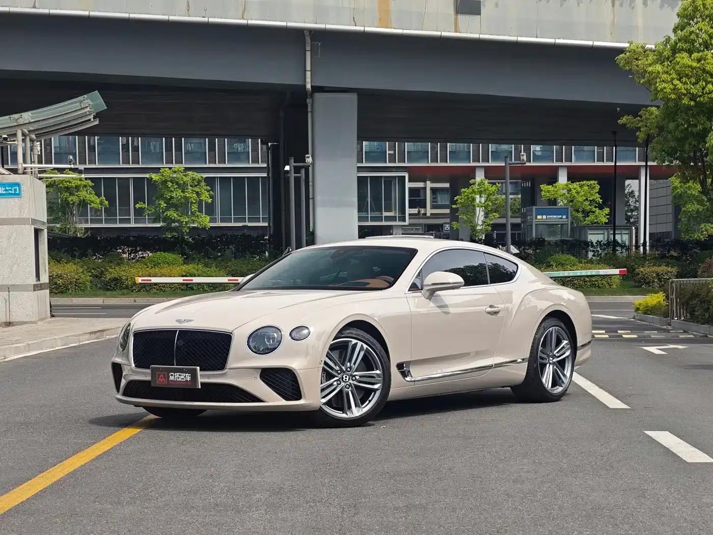2024 Continental 4.0T GT V8 — миниатюра 1