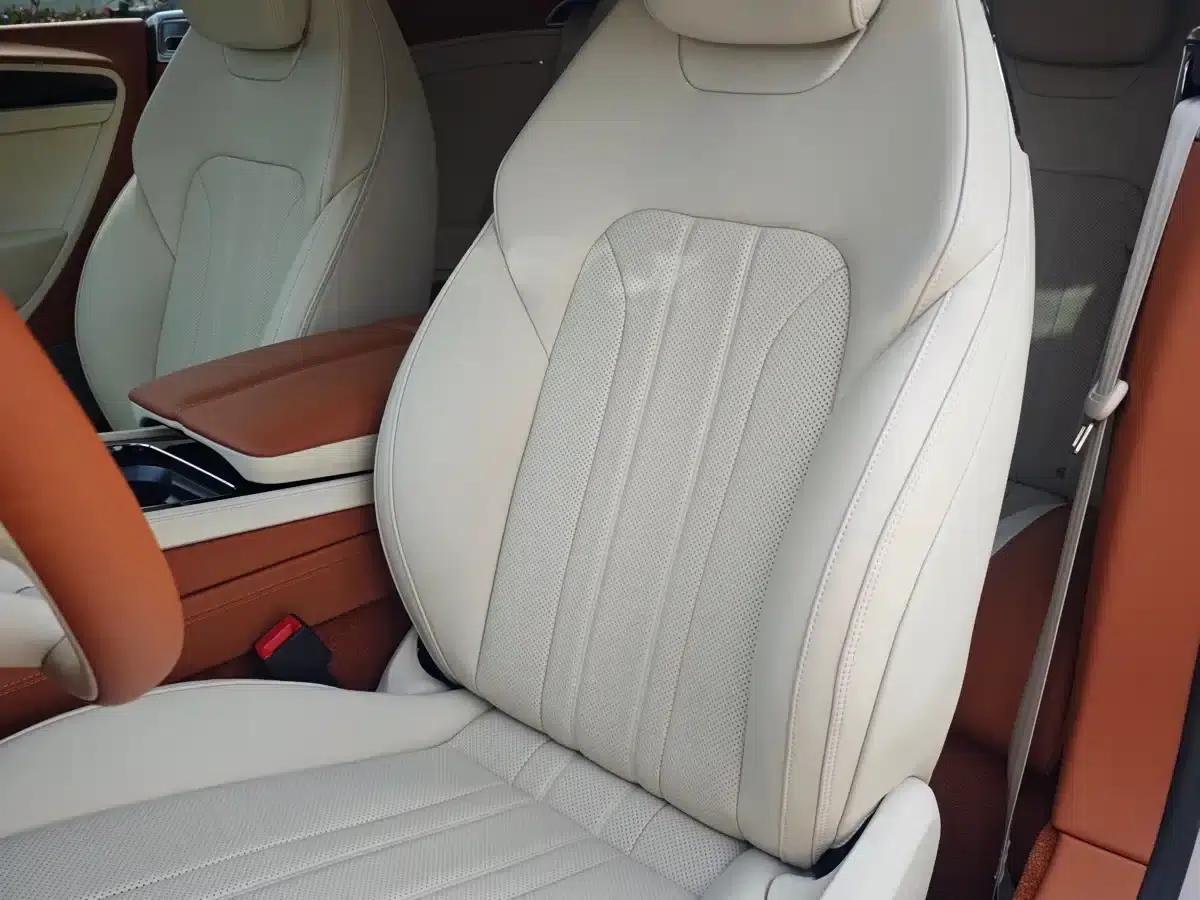 2024 Continental 4.0T GT V8 — миниатюра 11
