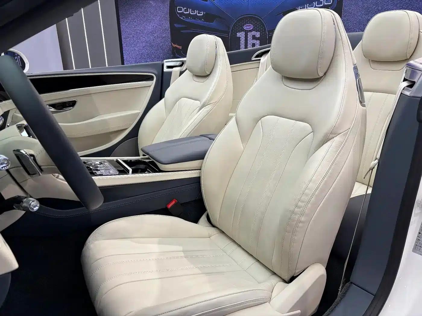 2022 Continental 4.0T GT V8 Convertible — миниатюра 5