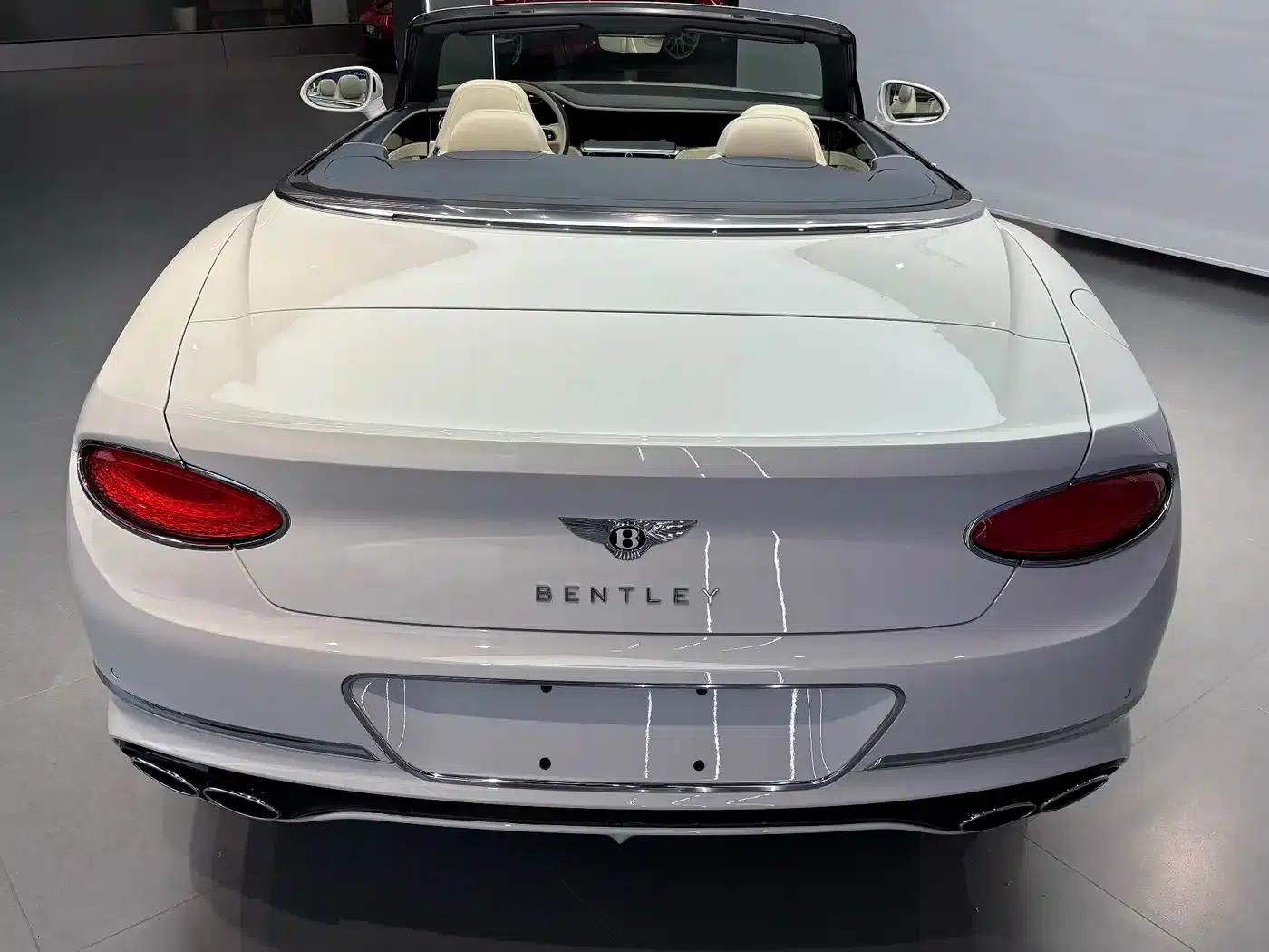 2022 Continental 4.0T GT V8 Convertible — миниатюра 8