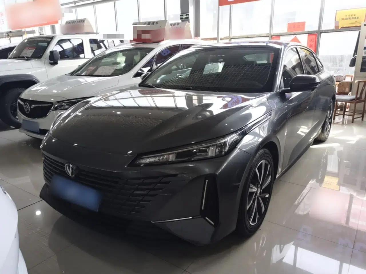 CHANGAN Eado DD 2023 Blue Whale NE 1.5T GDI DCT Navigation Model — миниатюра 1