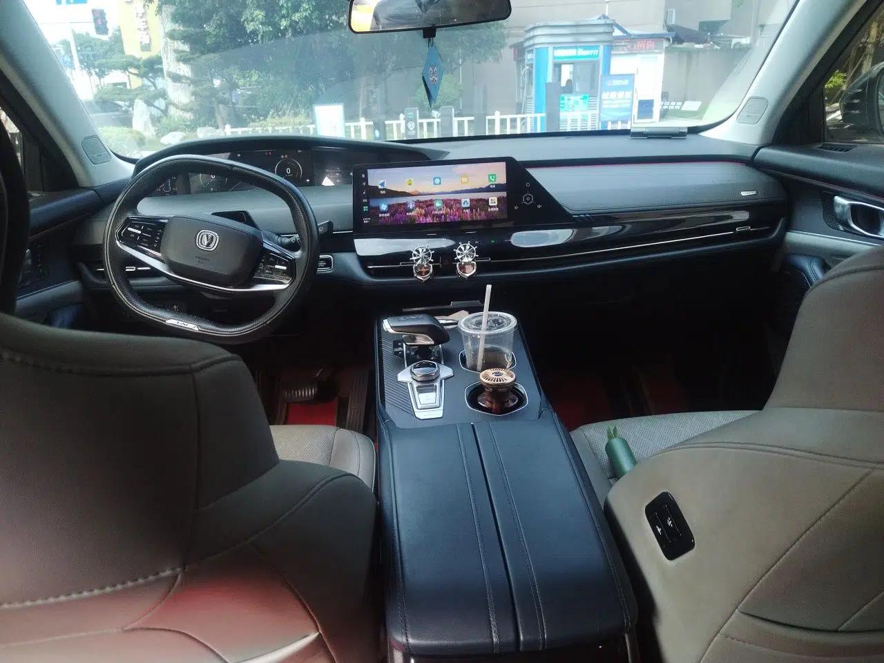 CHANGAN UNI-K iDD 2022 Blue Whale iDD 130km 1.5T Prestige Model — миниатюра 10