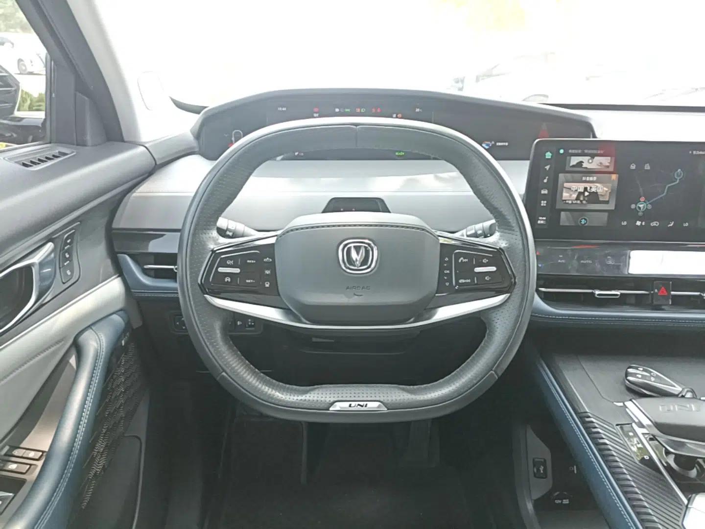 CHANGAN UNI-K iDD 2022 Blue Whale iDD 130km 1.5T Prestige Model — миниатюра 13