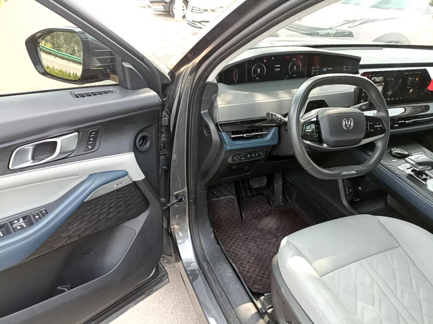 CHANGAN UNI-K iDD 2022 Blue Whale iDD 130km 1.5T Prestige Model — миниатюра 18