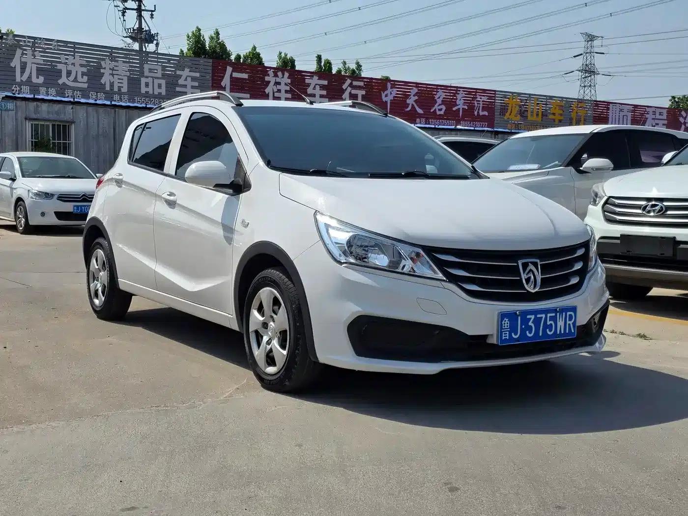 Baojun 310 2020 1.2L Manual Value Edition — миниатюра 2