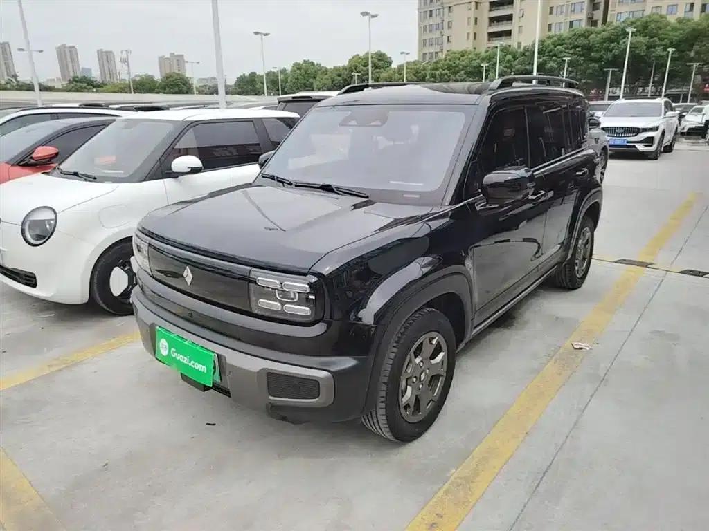 Baojun Yueye Plus 2024 Smart Supreme Edition 4-seater — миниатюра 1