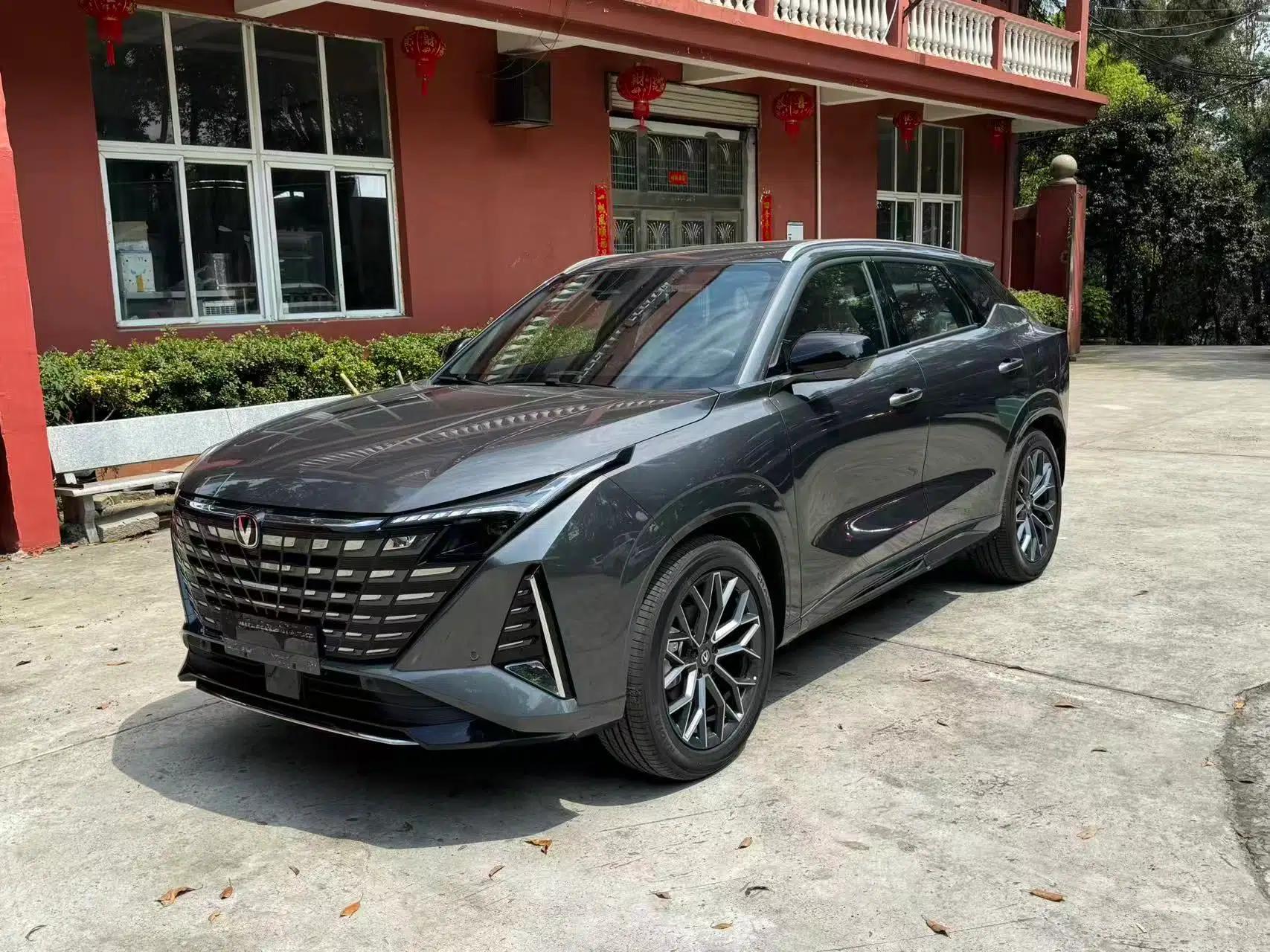 CHANGAN UNI-Z 2025 1.5T Premium Edition — миниатюра 1