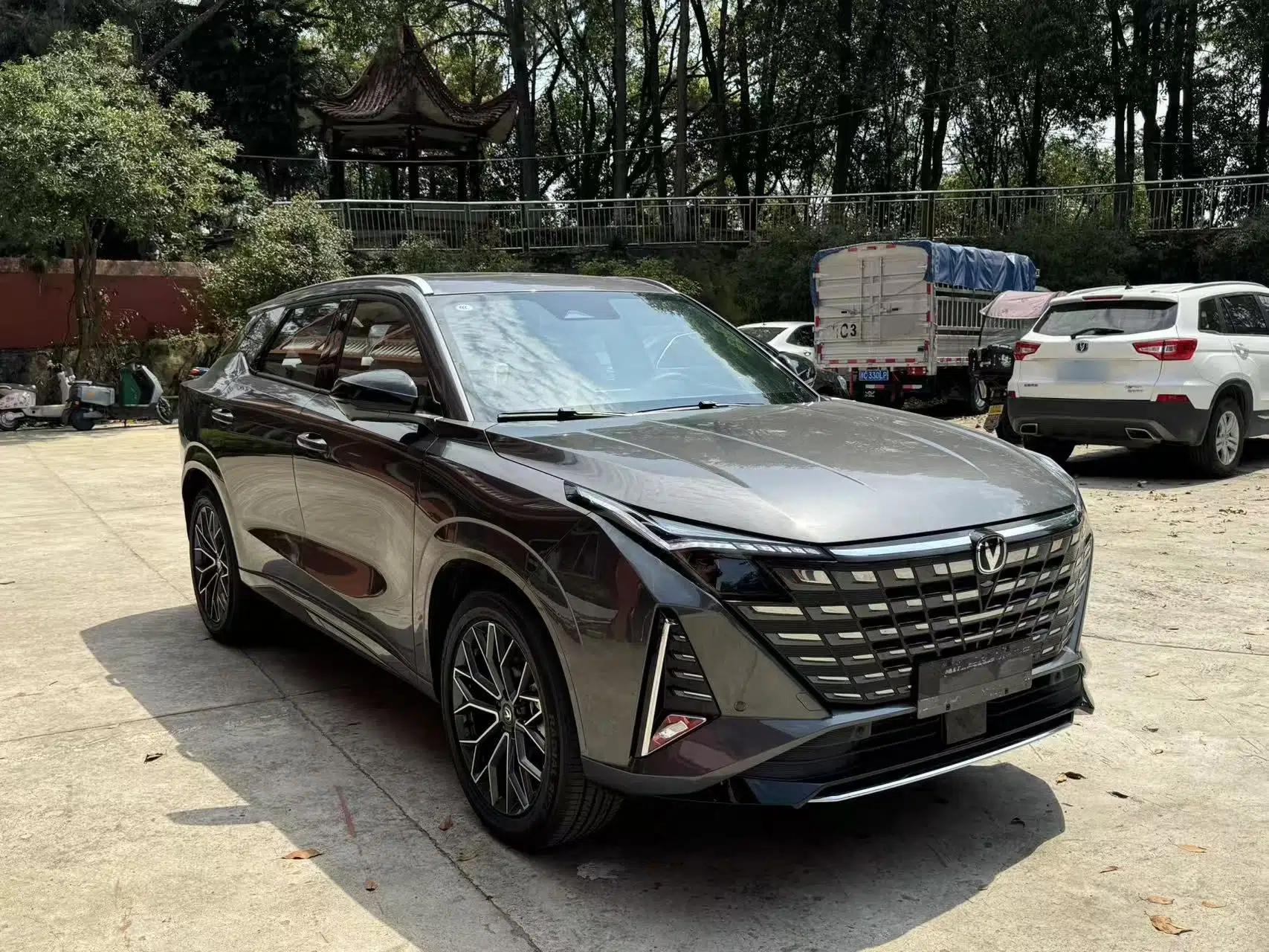 CHANGAN UNI-Z 2025 1.5T Premium Edition — миниатюра 4