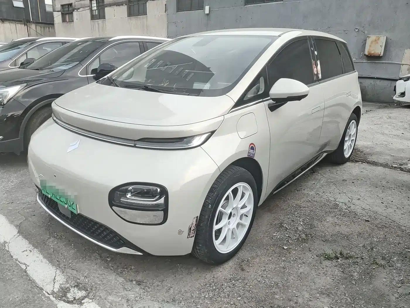 Baojun Cloud 2023 460 Pro — миниатюра 1