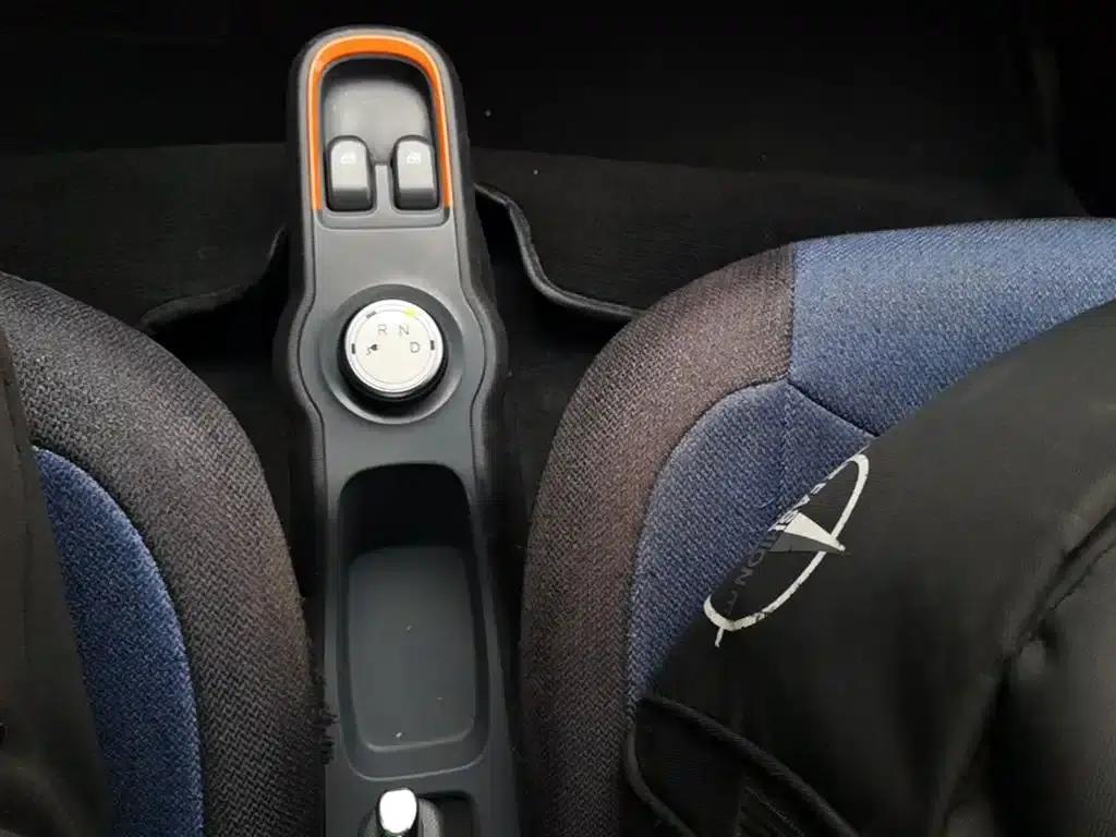 Baojun E100 2019 Model 250KM Smart Edition — миниатюра 14