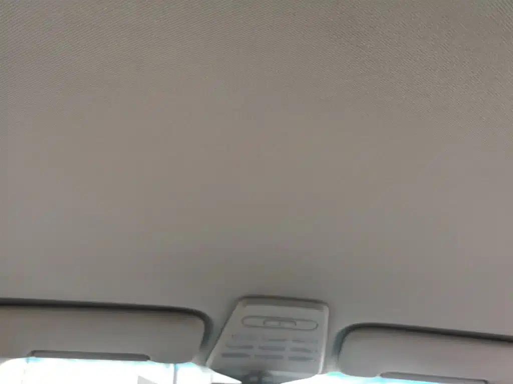 Baojun E100 2019 Model 250KM Smart Edition — миниатюра 18