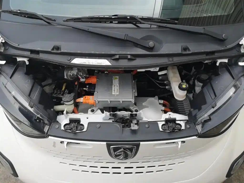 Baojun E100 2019 Model 250KM Smart Edition — миниатюра 20