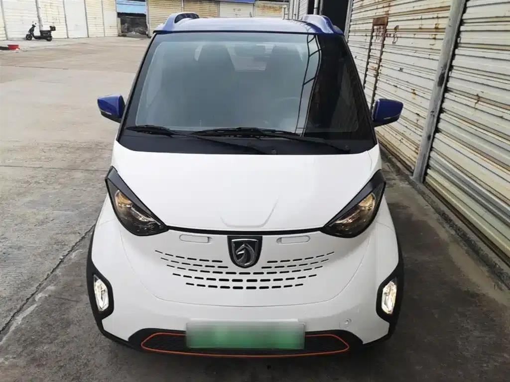 Baojun E100 2019 Model 250KM Smart Edition — миниатюра 3