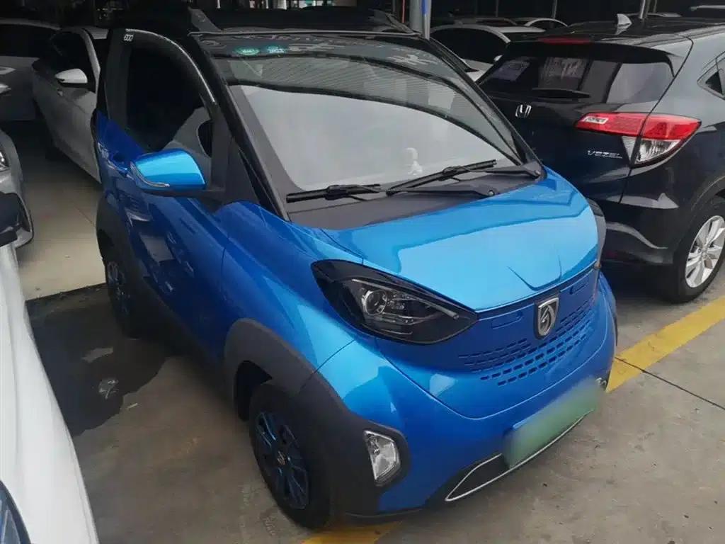Baojun E100 2019 Model 250KM Smart Edition — миниатюра 4