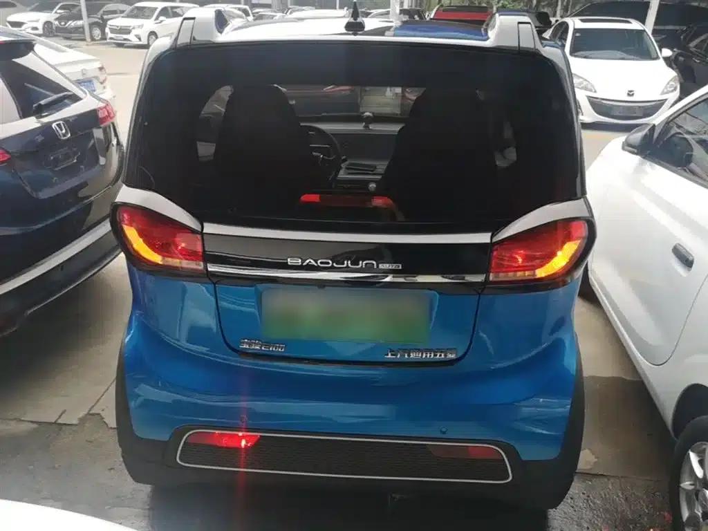 Baojun E100 2019 Model 250KM Smart Edition — миниатюра 6