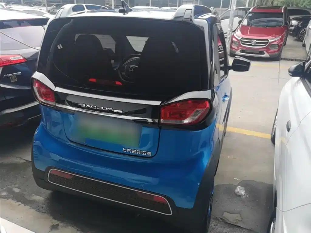 Baojun E100 2019 Model 250KM Smart Edition — миниатюра 7