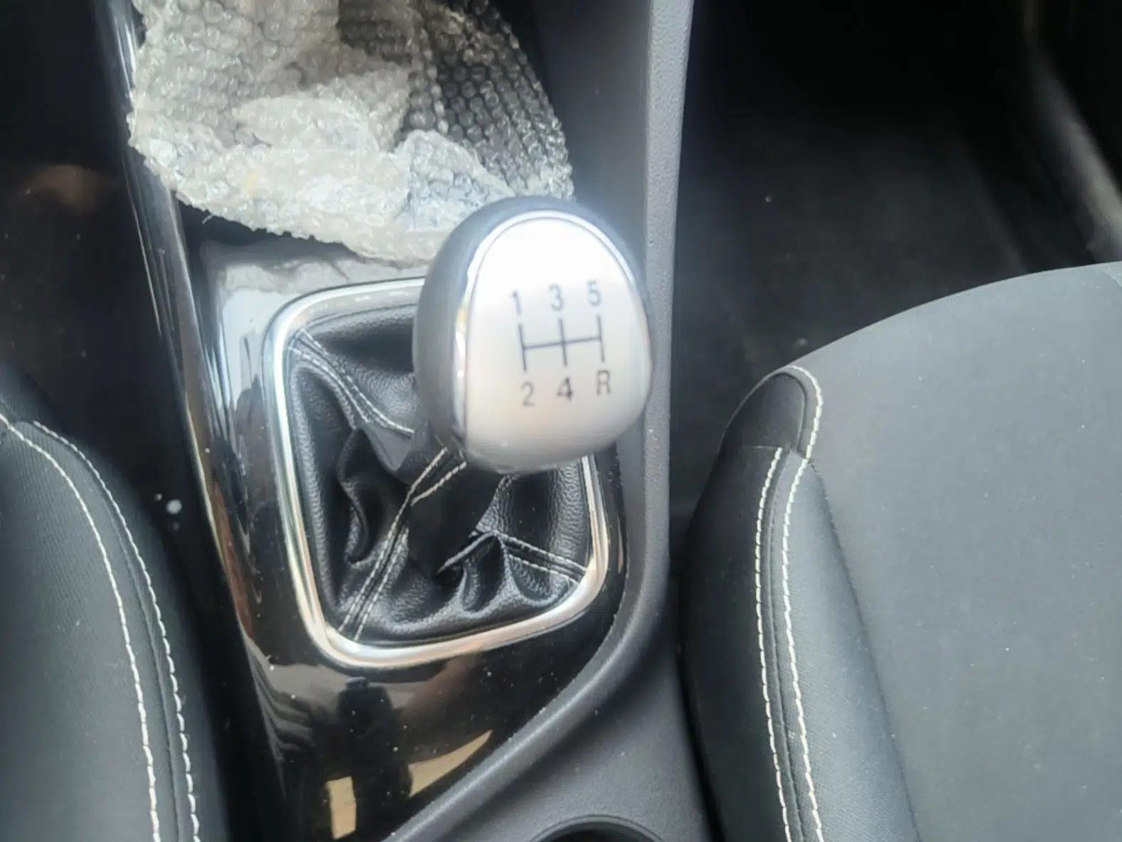 CHANGAN Alsvin 2018 1.4L Manual Comfort Model China V Standard — миниатюра 17