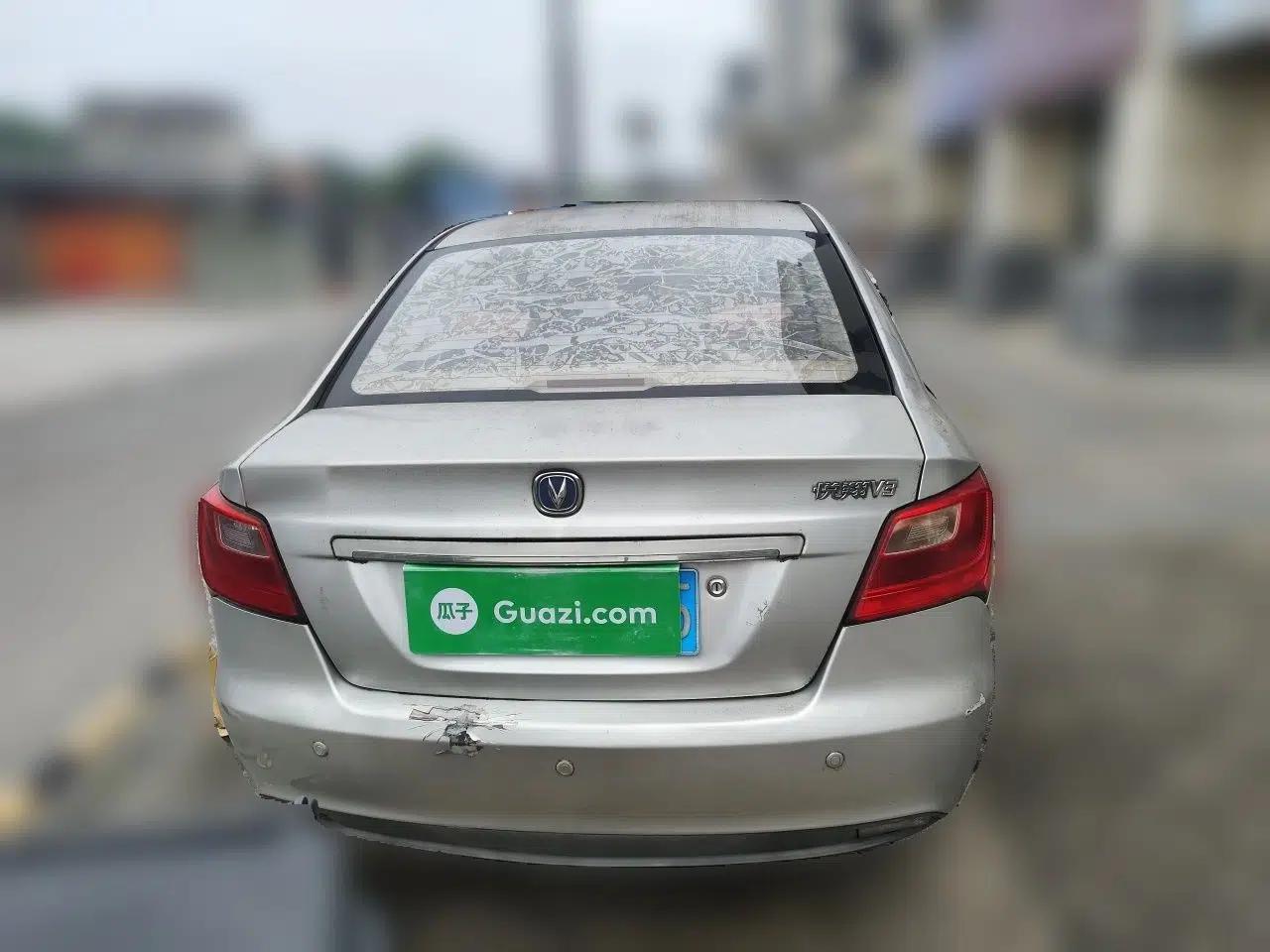 CHANGAN Alsvin 2012 Sedan 1.5L Manual Comfort Model — миниатюра 5