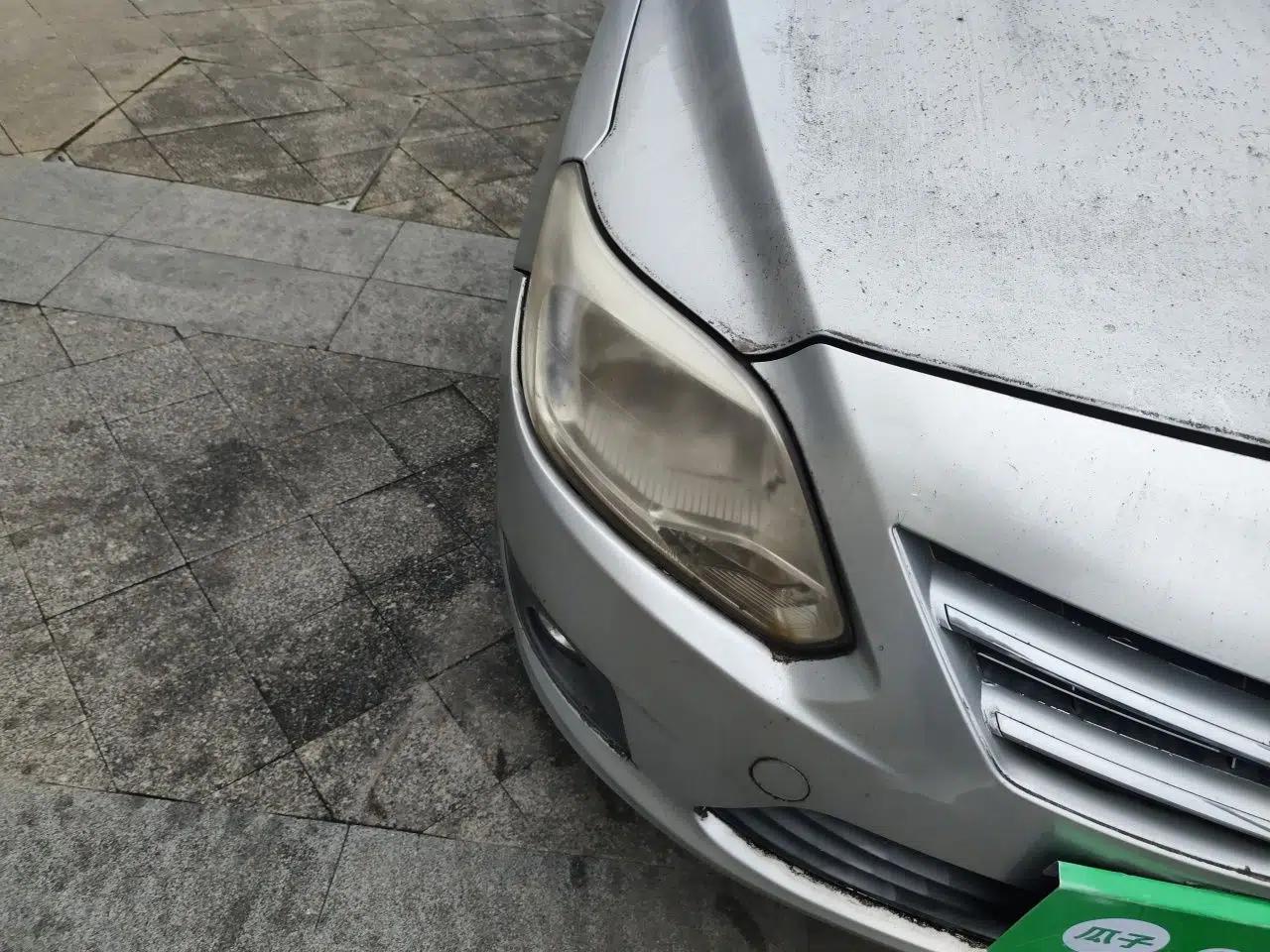 CHANGAN Alsvin 2012 Sedan 1.5L Manual Comfort Model — миниатюра 7