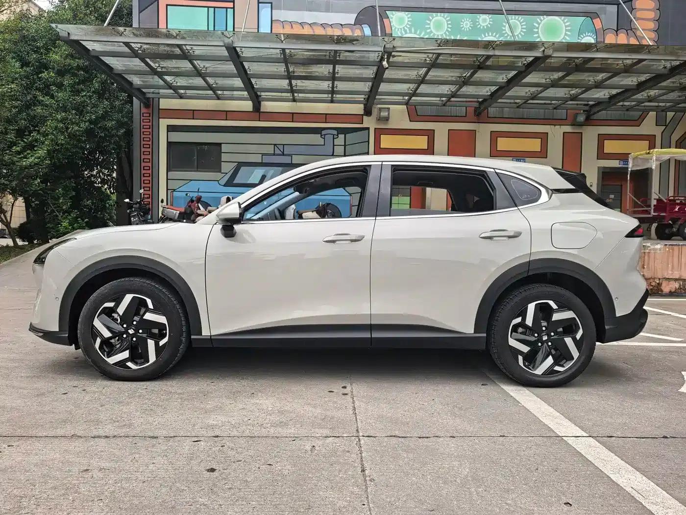 Baojun Yunhai 2024 500km Pure Electric Version — миниатюра 19