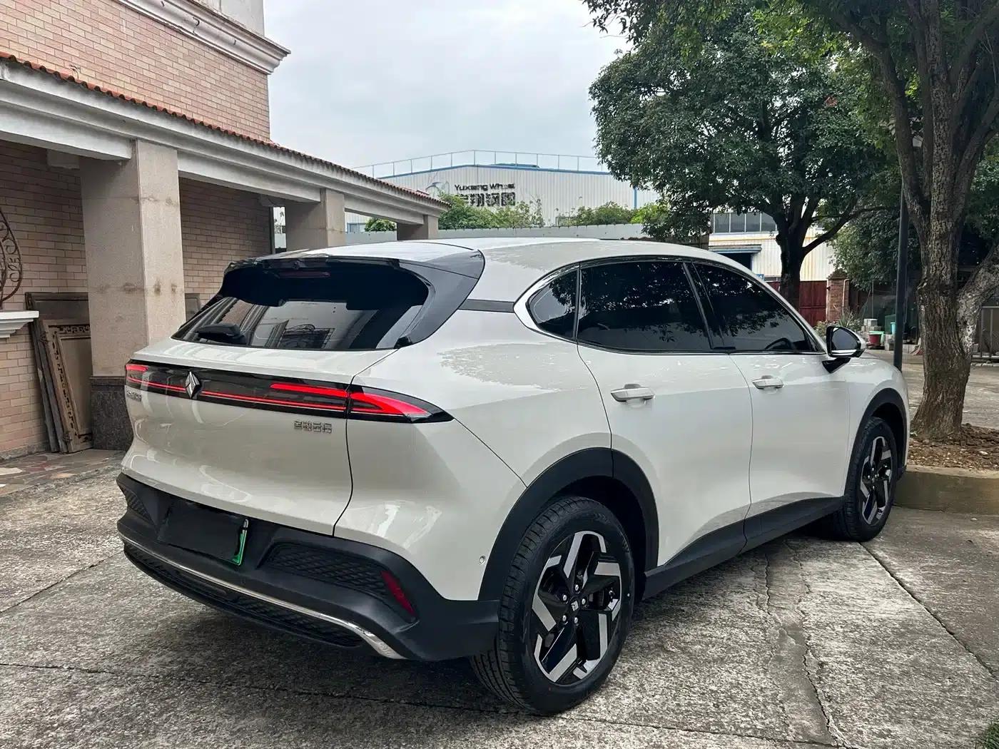 Baojun Yunhai 2024 500km Pure Electric Version — миниатюра 10