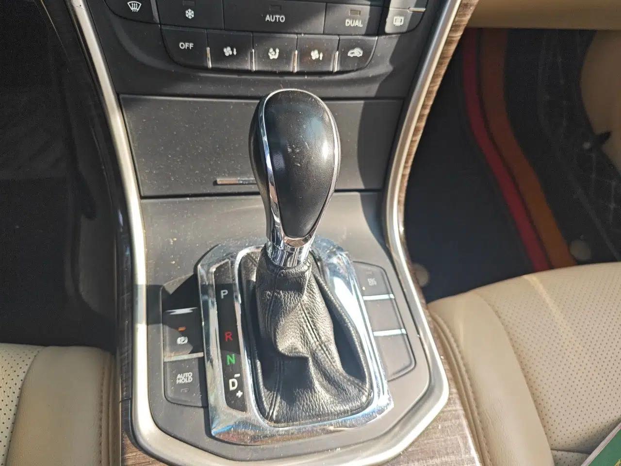 CHANGAN Raeton 2014 1.8T Automatic Elite Anniversary Edition China IV Standard — миниатюра 15