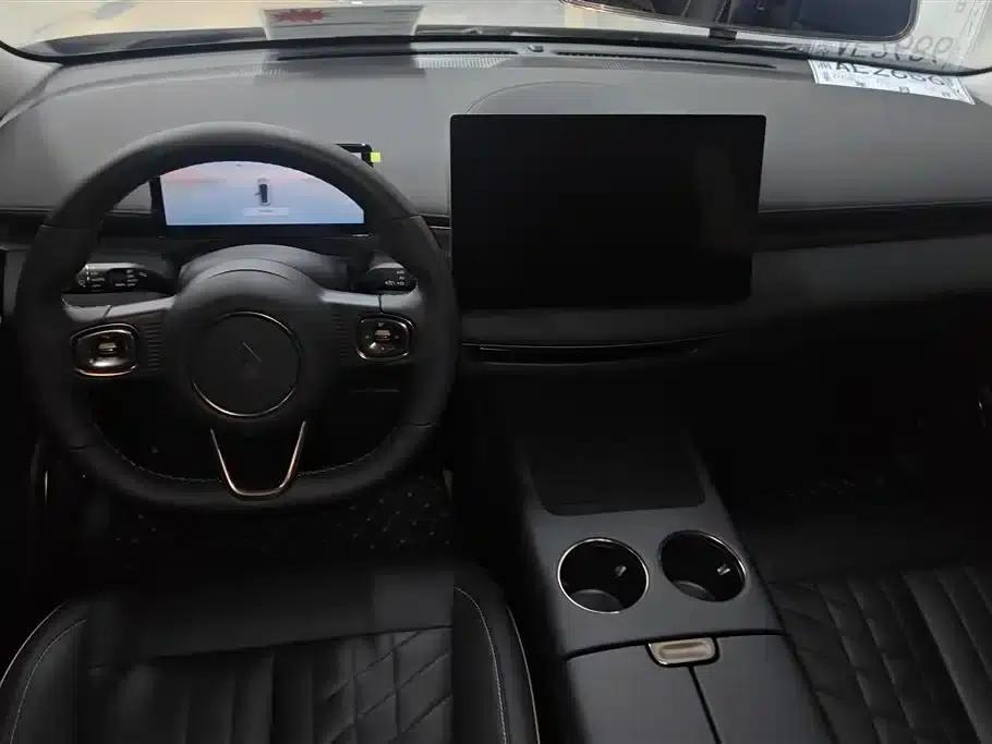 Baojun Enjoy 2025 Plug-in Hybrid 140km/h Special Edition — миниатюра 12