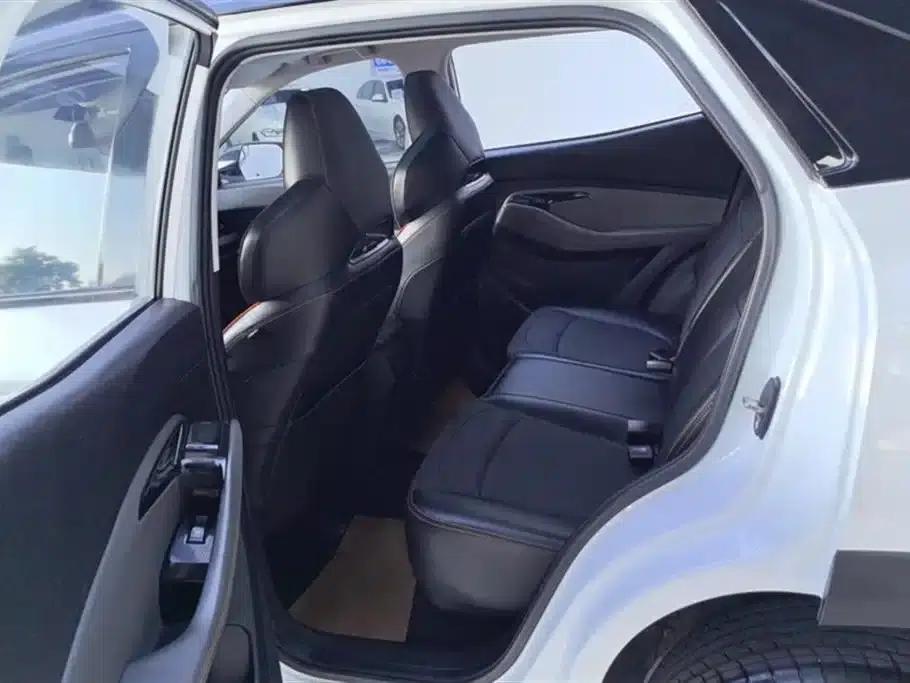 Baojun RS-3 2020 1.5L CVT 24-Hour Online Luxury Edition — миниатюра 11