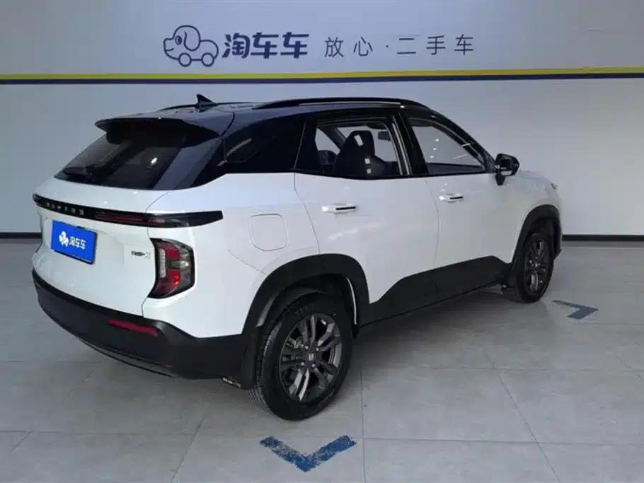 Baojun RS-3 2020 1.5L CVT 24-Hour Online Luxury Edition — миниатюра 3