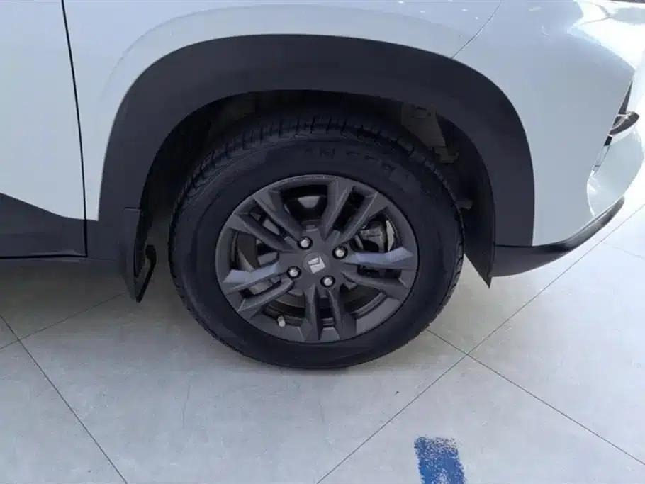 Baojun RS-3 2020 1.5L CVT 24-Hour Online Luxury Edition — миниатюра 6
