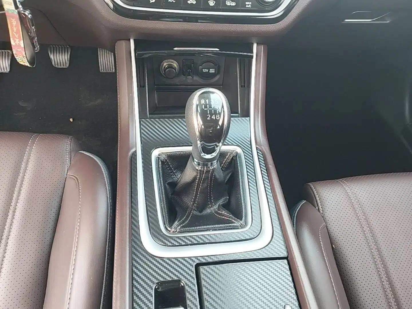CHANGAN Raeton CC 2018 1.5T Manual Elegant Model China V Standard — миниатюра 17