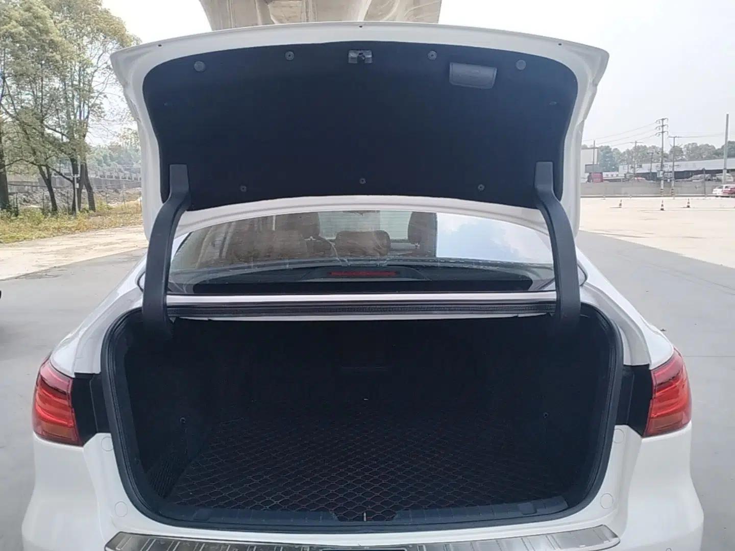 CHANGAN Raeton CC 2018 1.5T Manual Elegant Model China V Standard — миниатюра 22