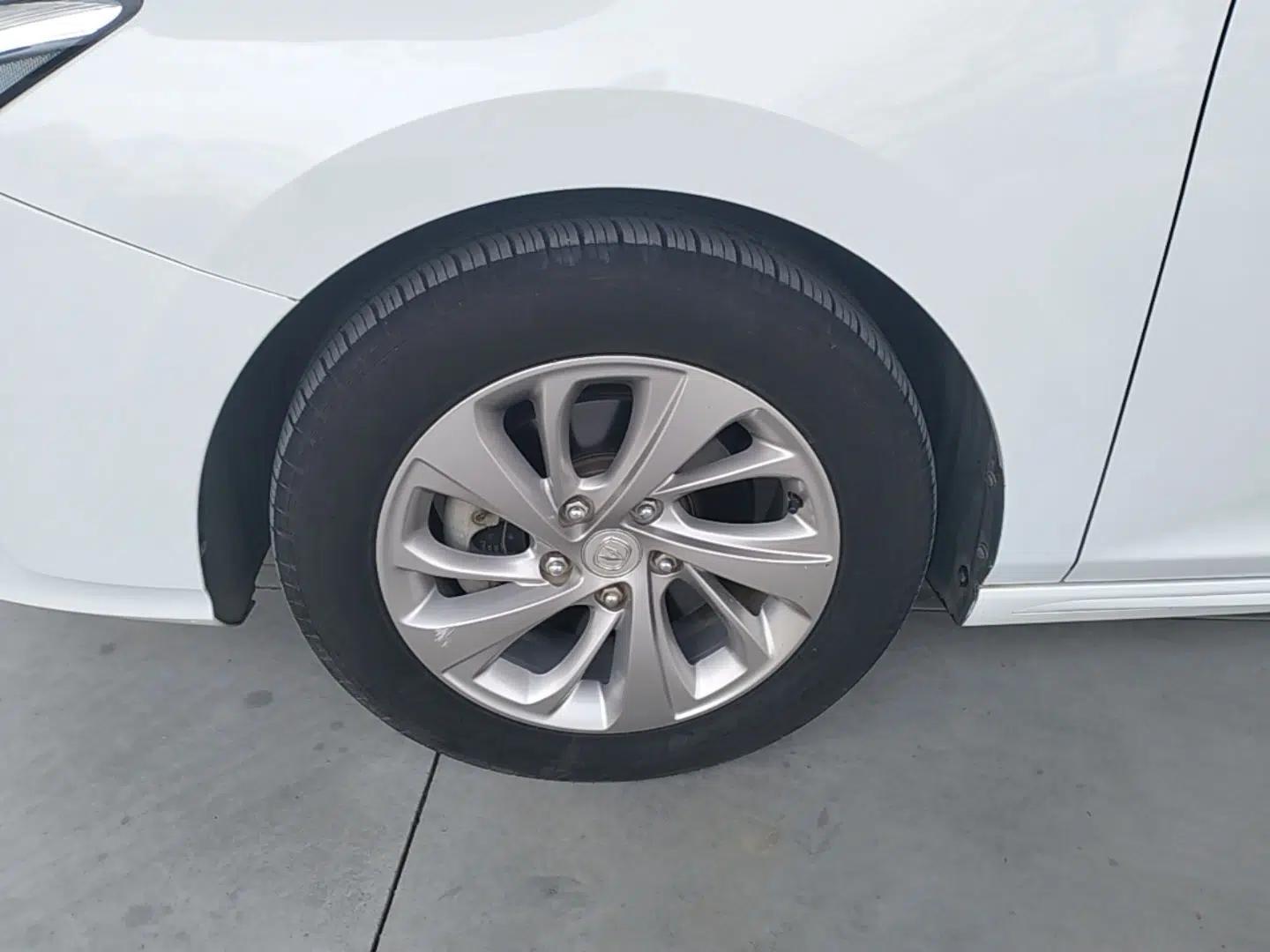CHANGAN Raeton CC 2018 1.5T Manual Elegant Model China V Standard — миниатюра 8