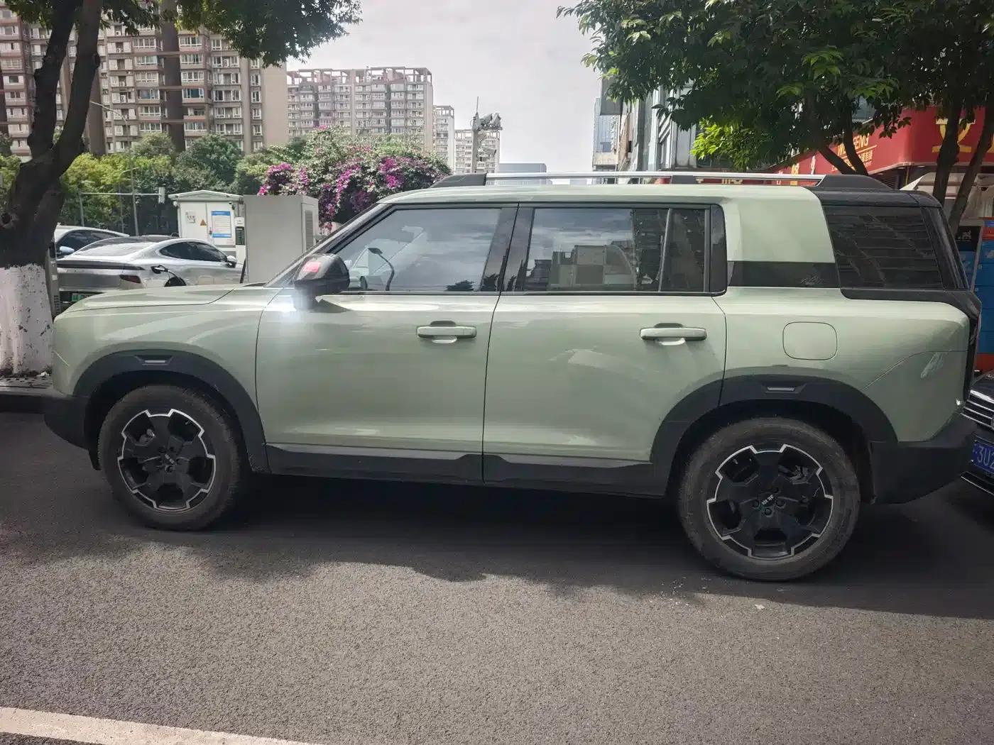 Beijing BJ30 2024 1.5T Magic Core Electric Drive Advanced Edition — миниатюра 2