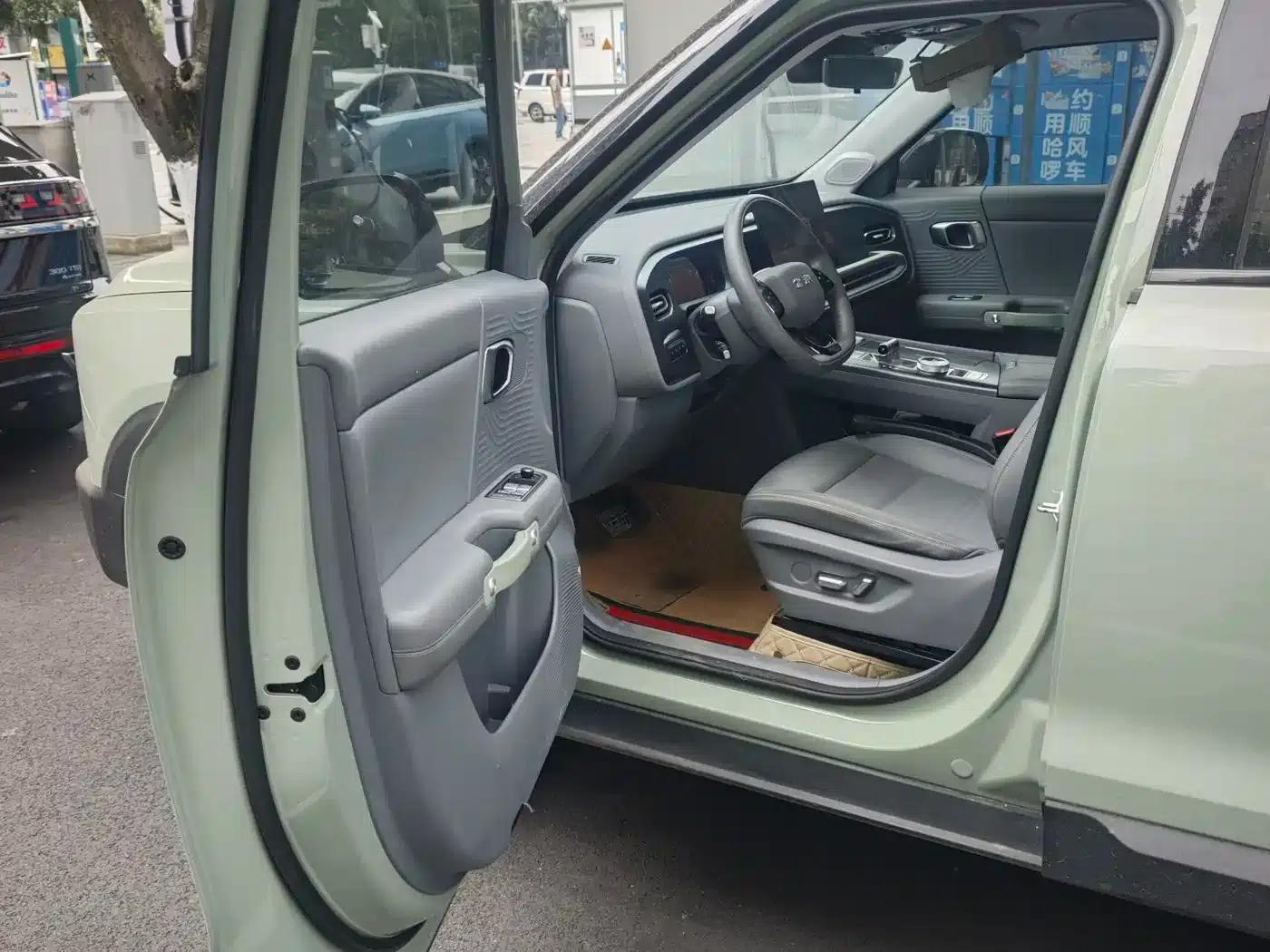 Beijing BJ30 2024 1.5T Magic Core Electric Drive Advanced Edition — миниатюра 9