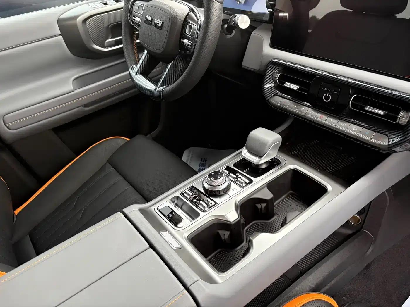 Beijing BJ40 Range Extender 2025 Model - Yuanjing Smart Edition — миниатюра 19