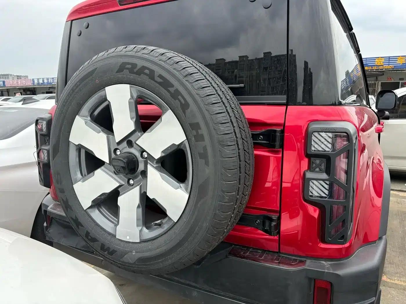 Beijing BJ40 Range Extender 2025 Model - Yuanjing Smart Edition — миниатюра 3