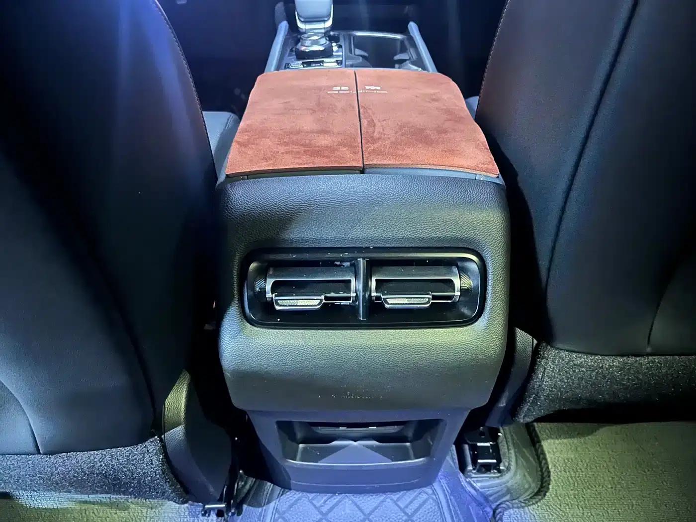 Beijing BJ40 Extended Range 2025 Advanced Edition — миниатюра 10