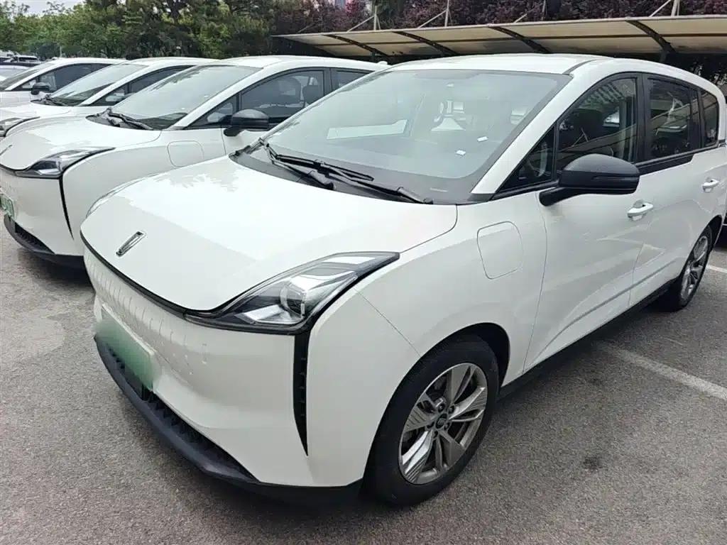 Bestune NAT 2024 PRO Enjoy Edition 425km — миниатюра 1