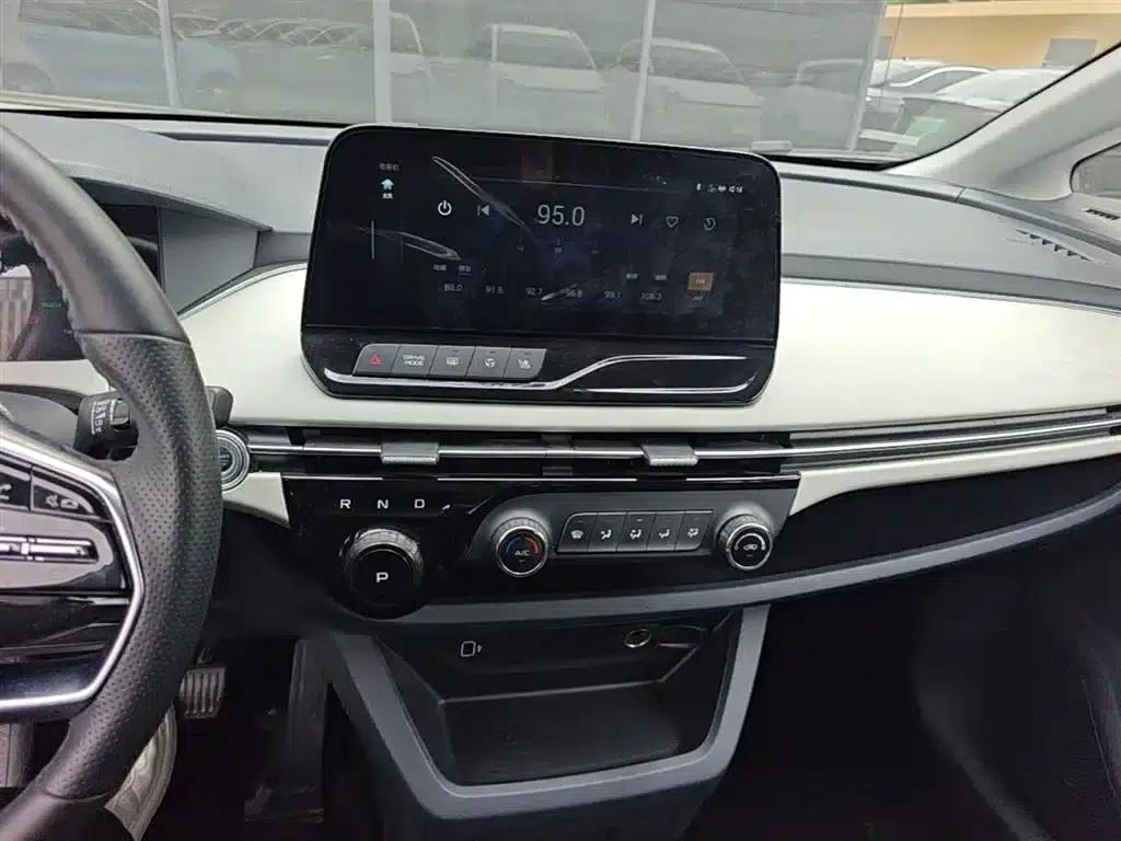Bestune NAT 2024 PRO Enjoy Edition 425km — миниатюра 13